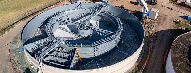 Large-diameter wastewater clarifier at AUC's Freeport wastewater treatment plant